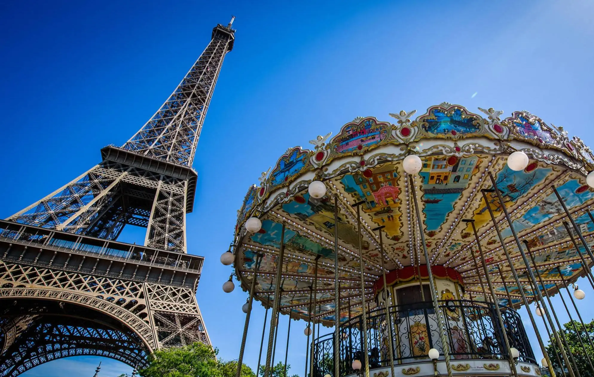 Visiter Paris en toute tranquillit&eacute; avec un chauffeur priv&eacute;